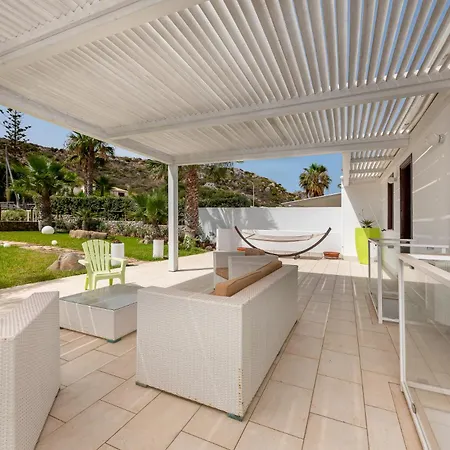 Fiorita Apartment *